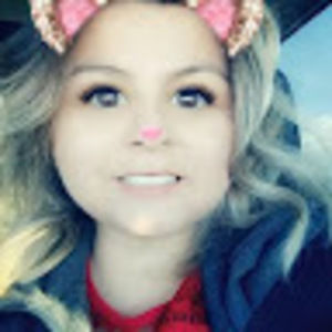 Meet your Posher, Roxana